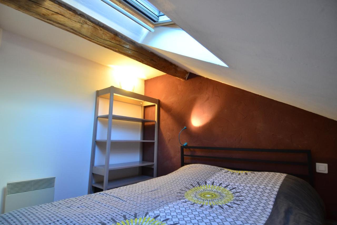 Vu Du Toit Apartment Люс-Сен-Совер Екстериор снимка